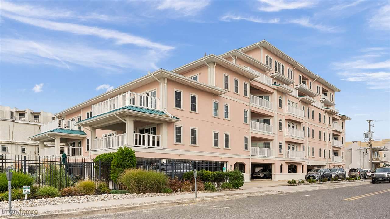 520 Stockton - Photo 1