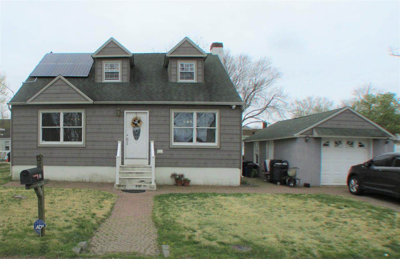 38 Locust - Photo 1