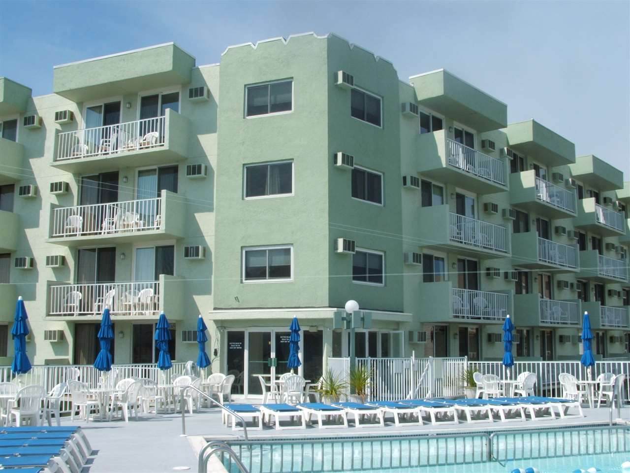 225 Wildwood - Photo 1