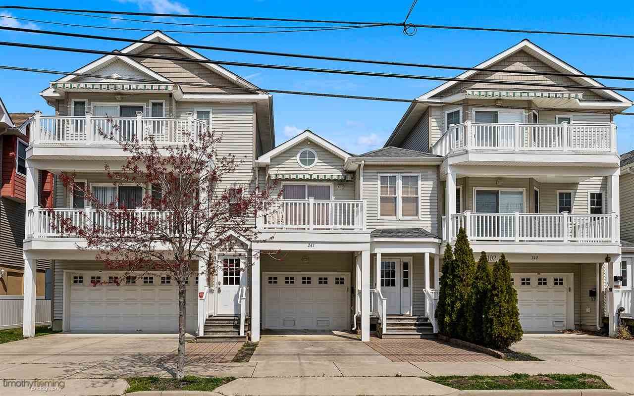 245 Baker - Photo 1