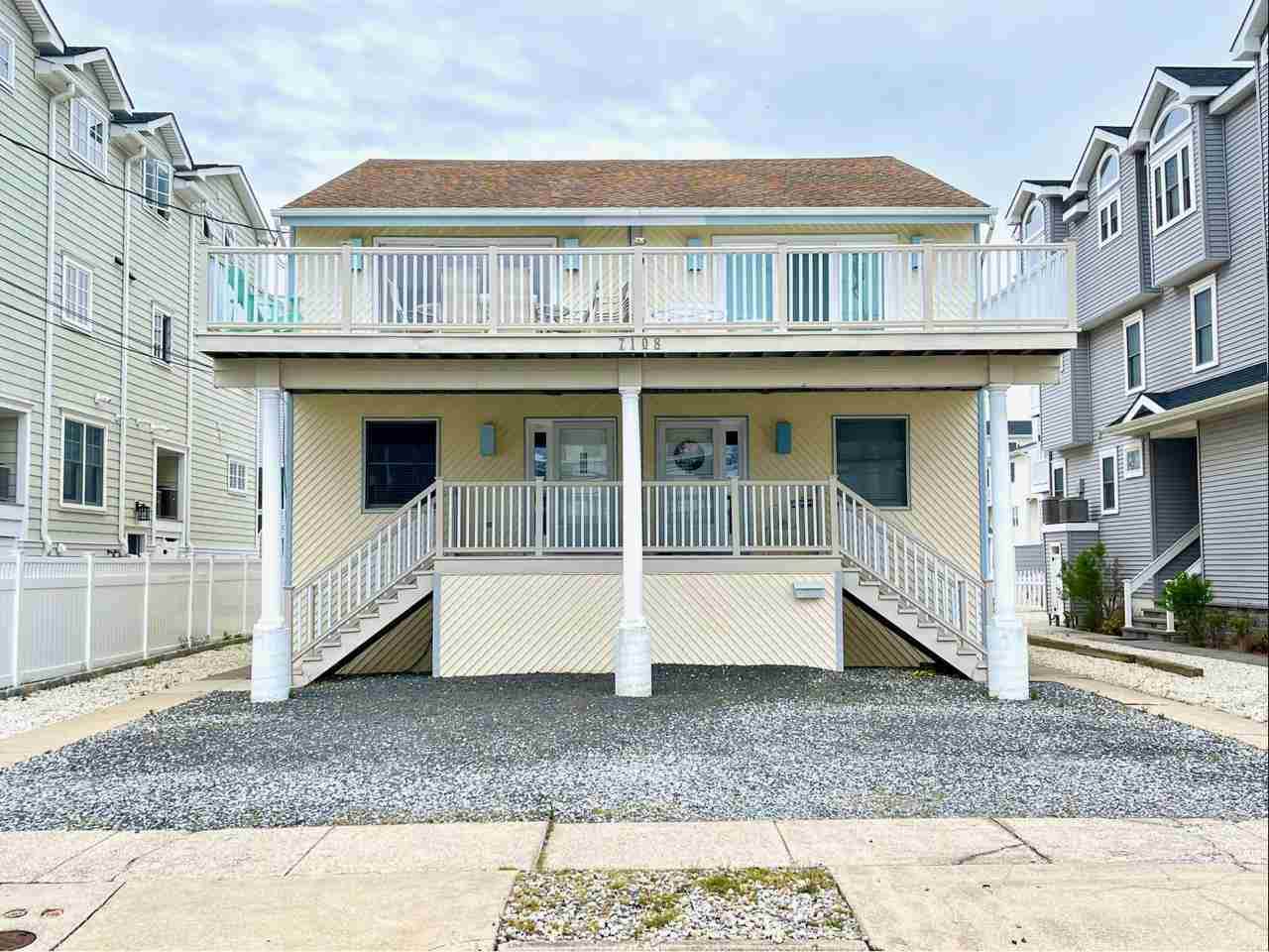 7108 Landis - Photo 1