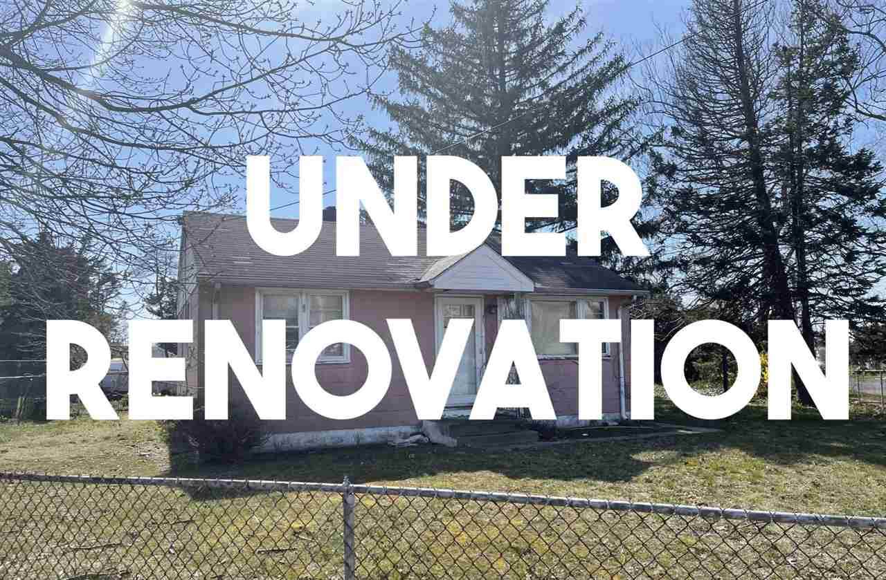 1100 Holmes - Photo 1
