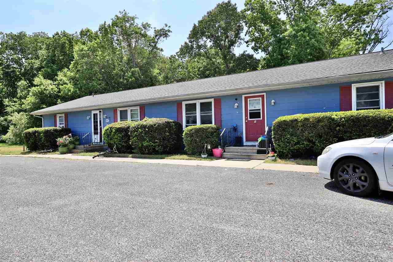 320 Breakwater - Photo 1