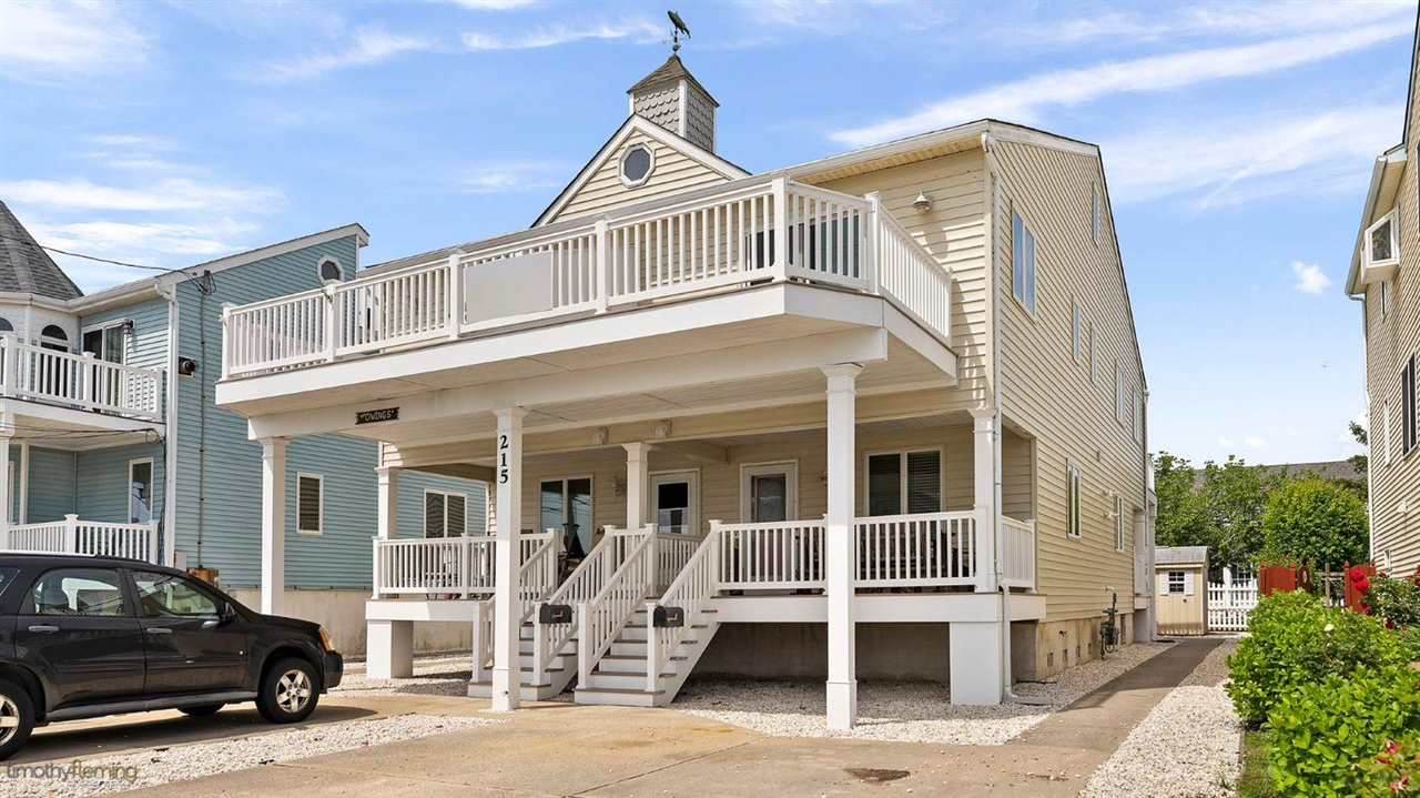 215 48th - Photo 1