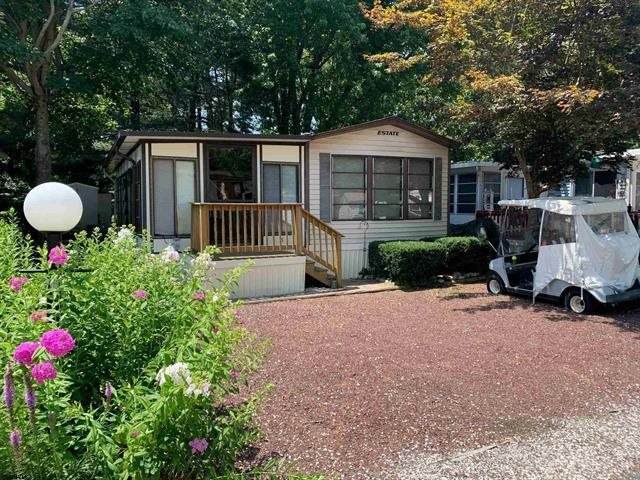 71 Pacific - Photo 1