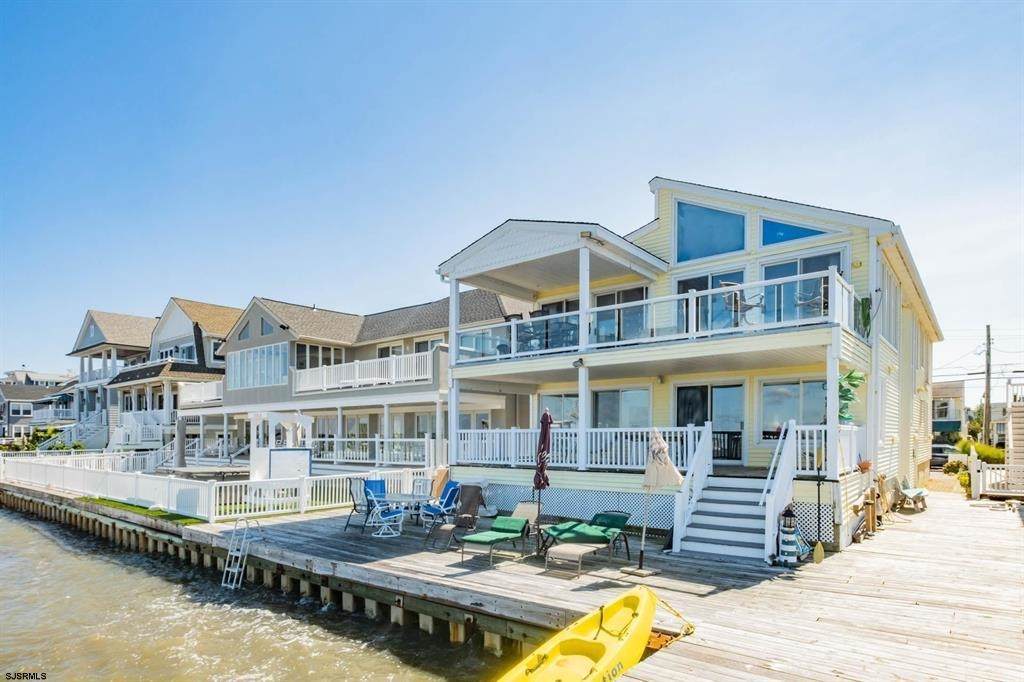 38 Bay - Photo 1