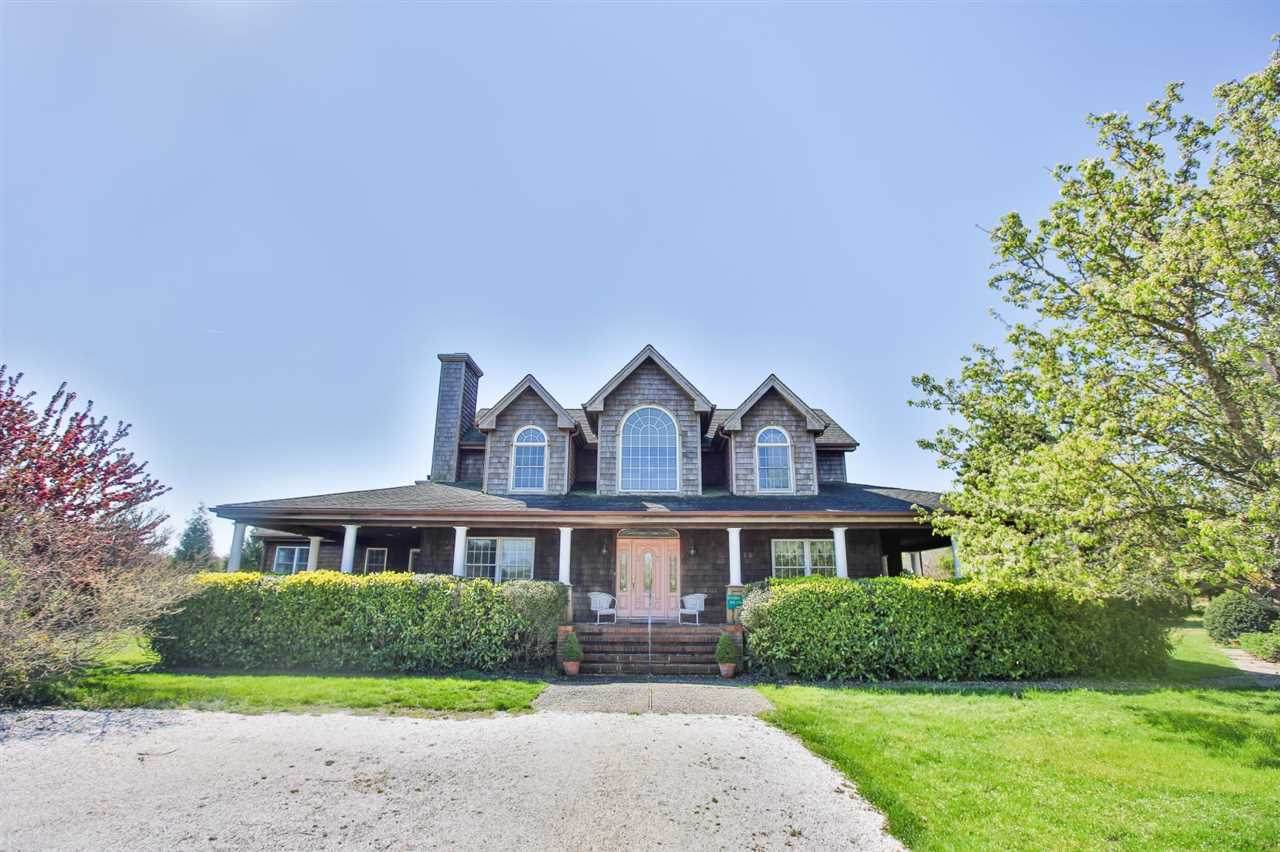 542 New England - Photo 1