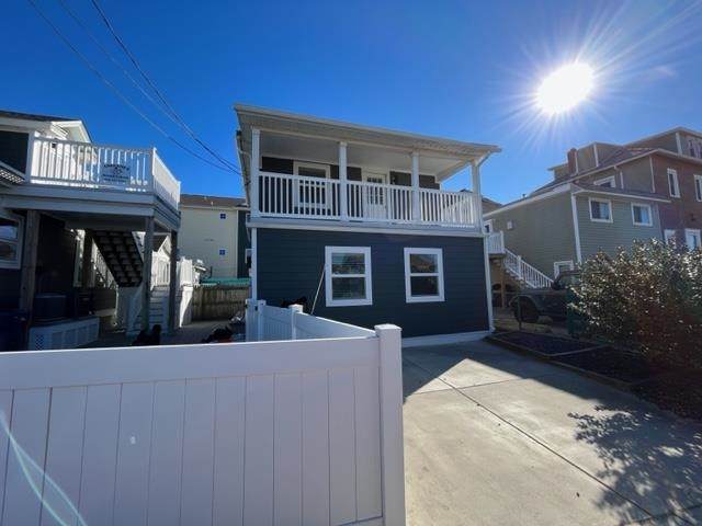100 Poplar Avenue - Photo 1