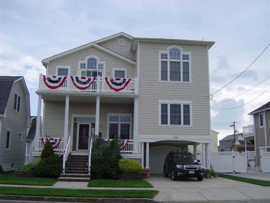 218 4th Avenue - Photo 1