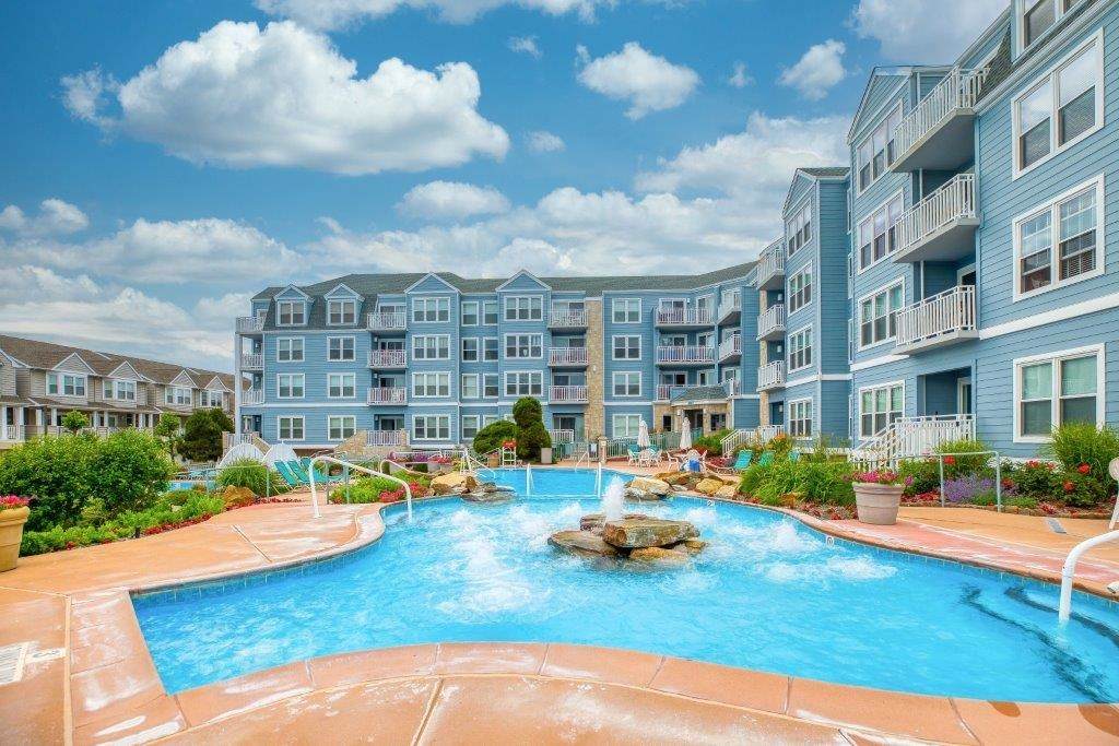 9907 Seapointe Boulevard - Photo 1