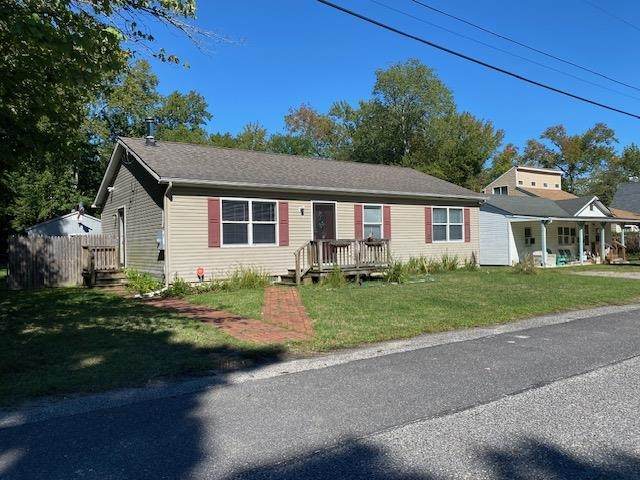 323 Pacific Avenue - Photo 1