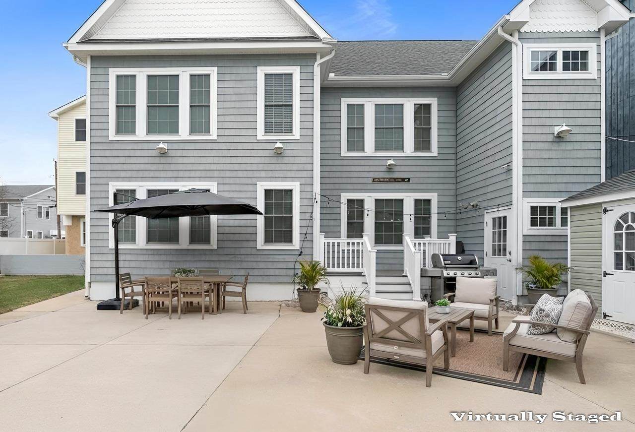 504 13th Avenue - Photo 1