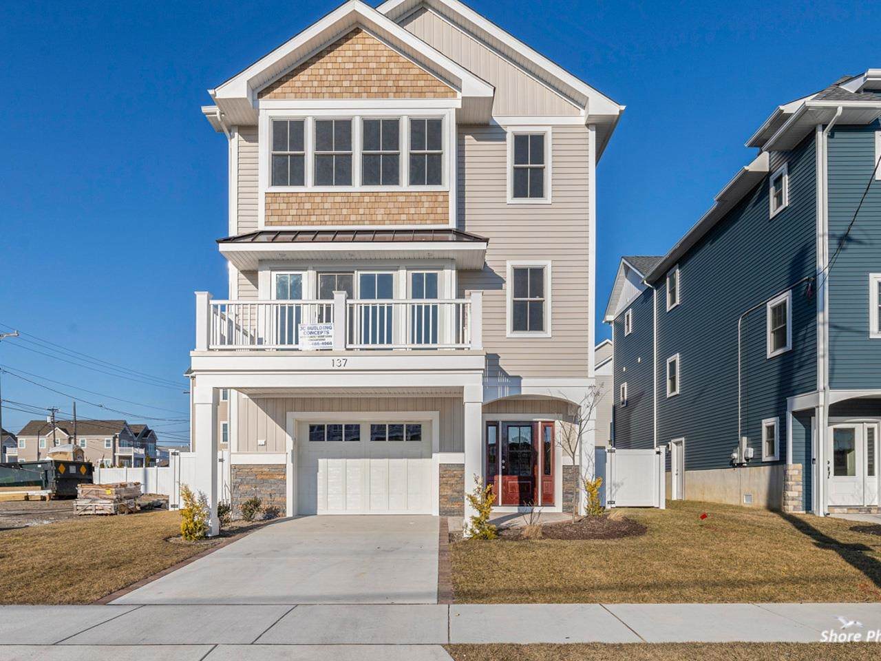 137 Walnut Avenue - Photo 1