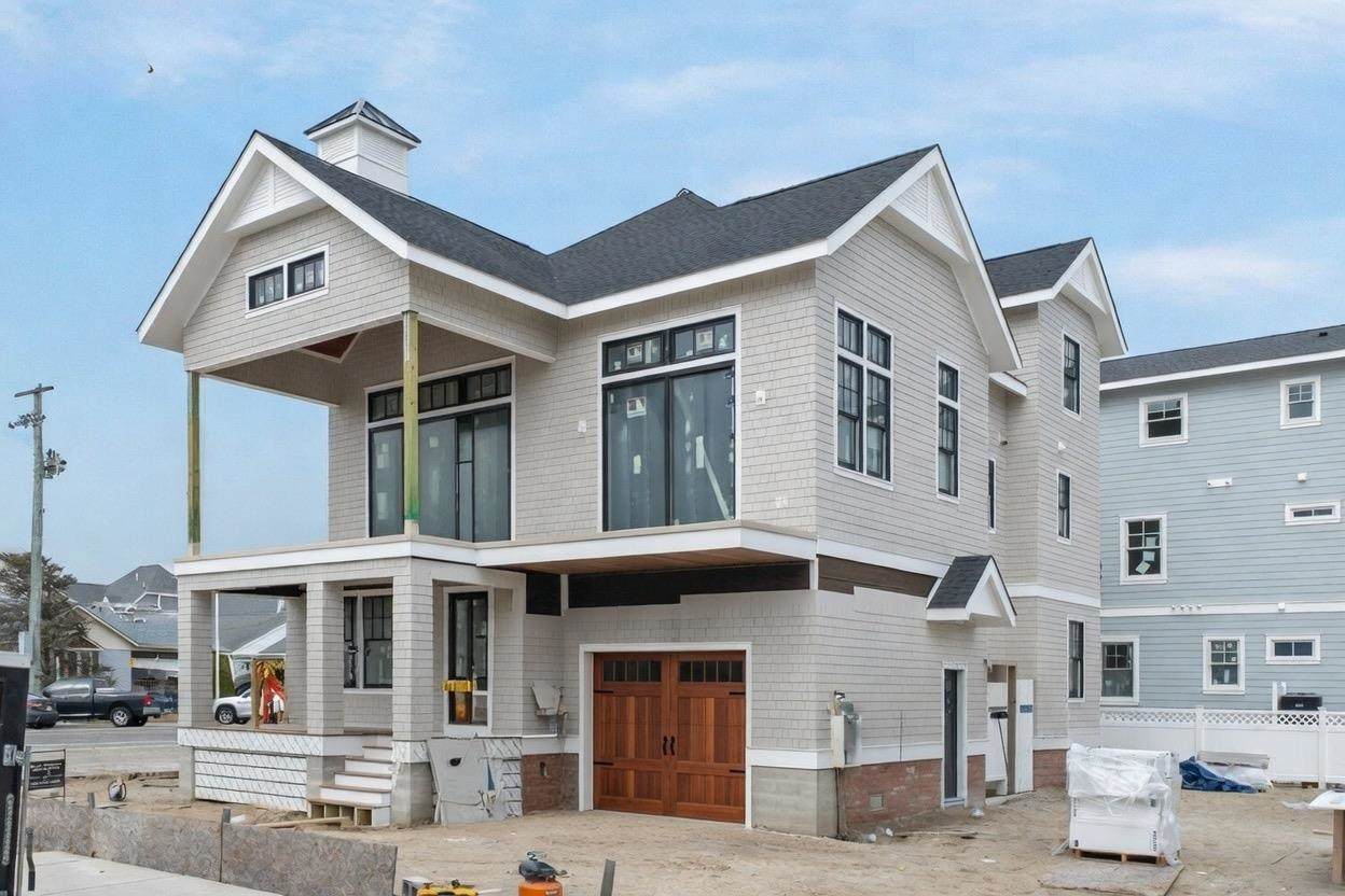 401 10th Avenue - Photo 1