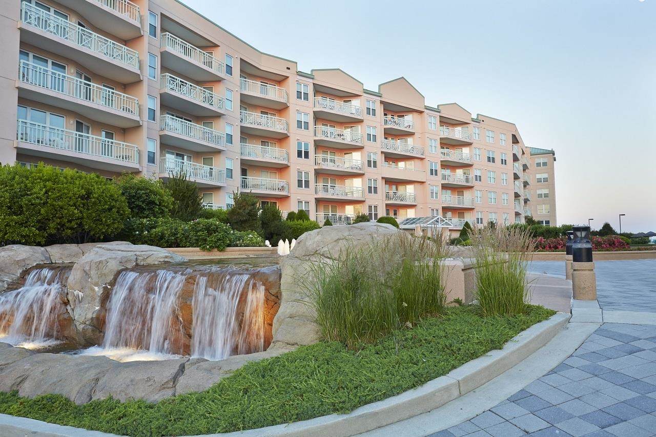 9901 Seapointe Boulevard - Photo 1