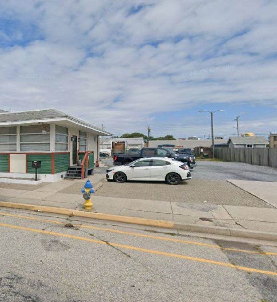 131 Burk Avenue - Photo 1