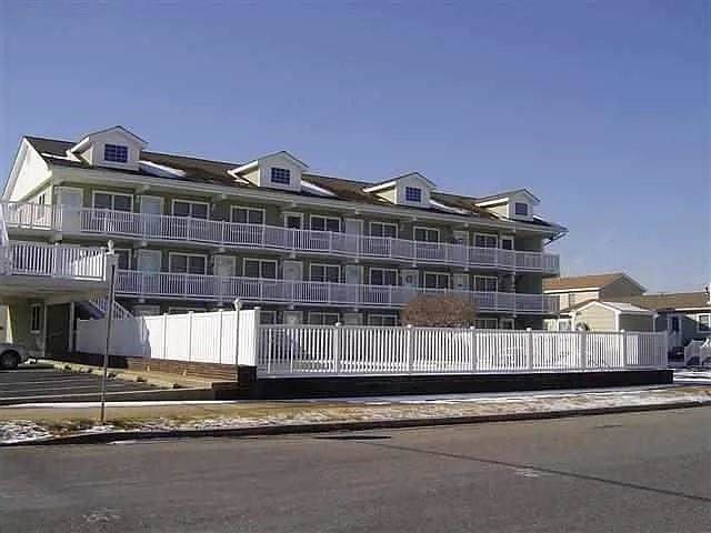 1100 New Jersey Avenue - Photo 1