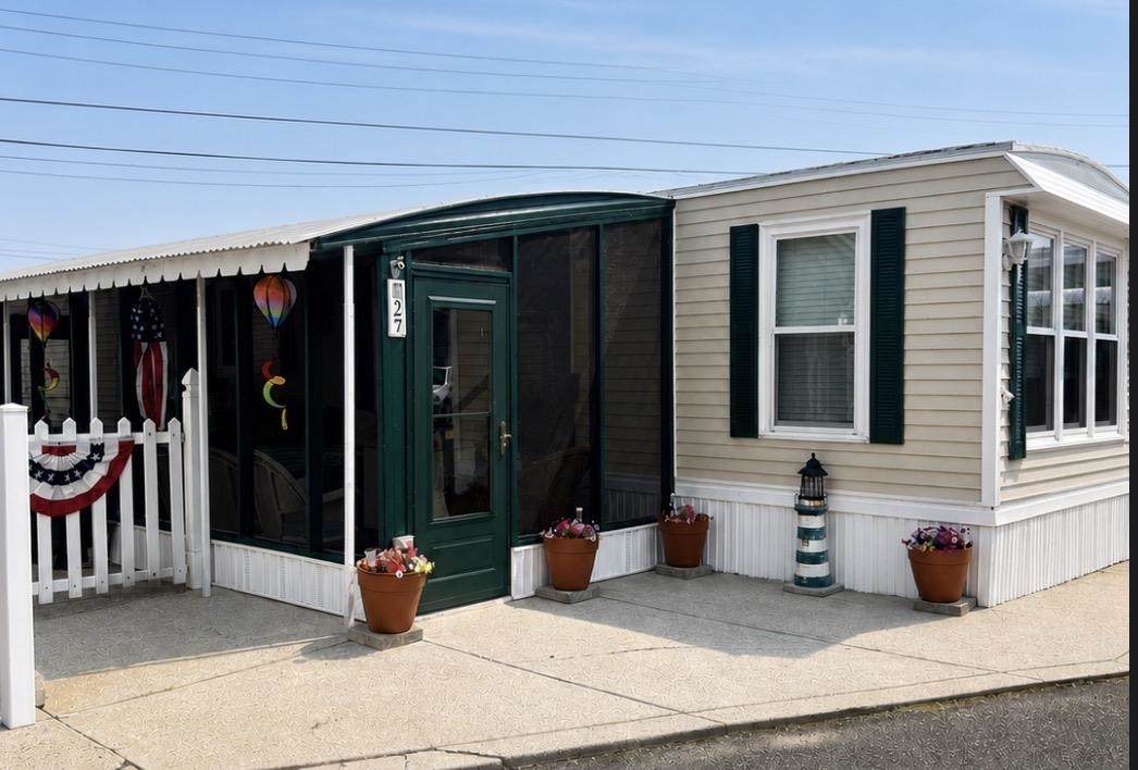 27 Lee Avenue - Photo 1
