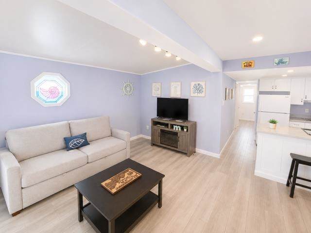 https://bt-photos.global.ssl.fastly.net/capemay/orig_boomver_1_262360-2.jpg