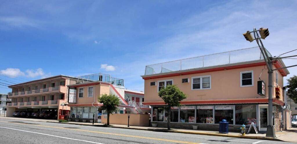 4711 Atlantic Avenue - Photo 1