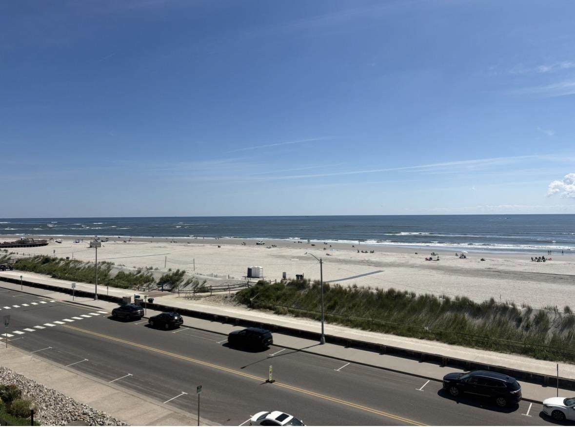 https://bt-photos.global.ssl.fastly.net/capemay/orig_boomver_1_262534-2.jpg