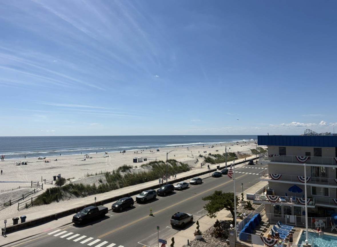 https://bt-photos.global.ssl.fastly.net/capemay/orig_boomver_1_262534-2.jpg