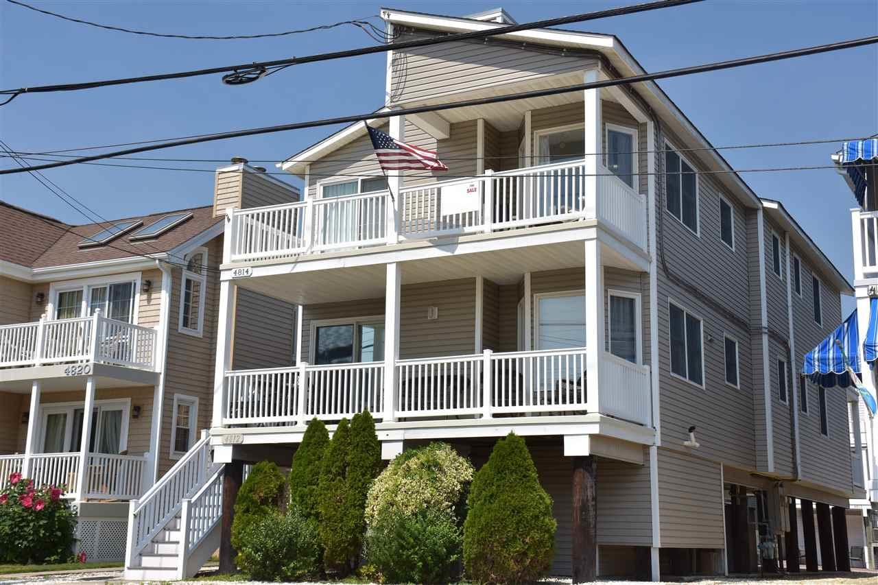 4814 Asbury - Photo 1