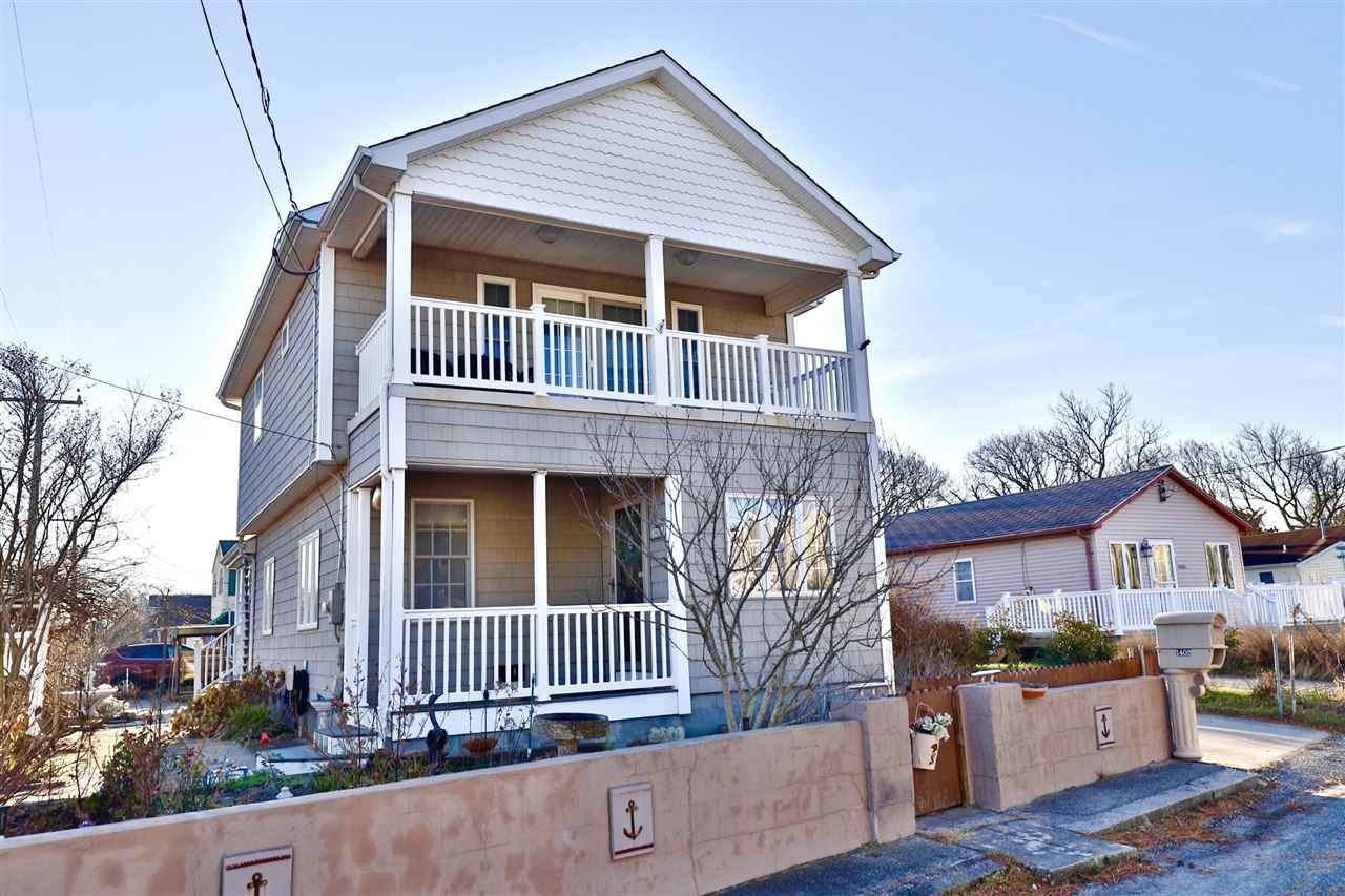 1402 Delaware - Photo 1