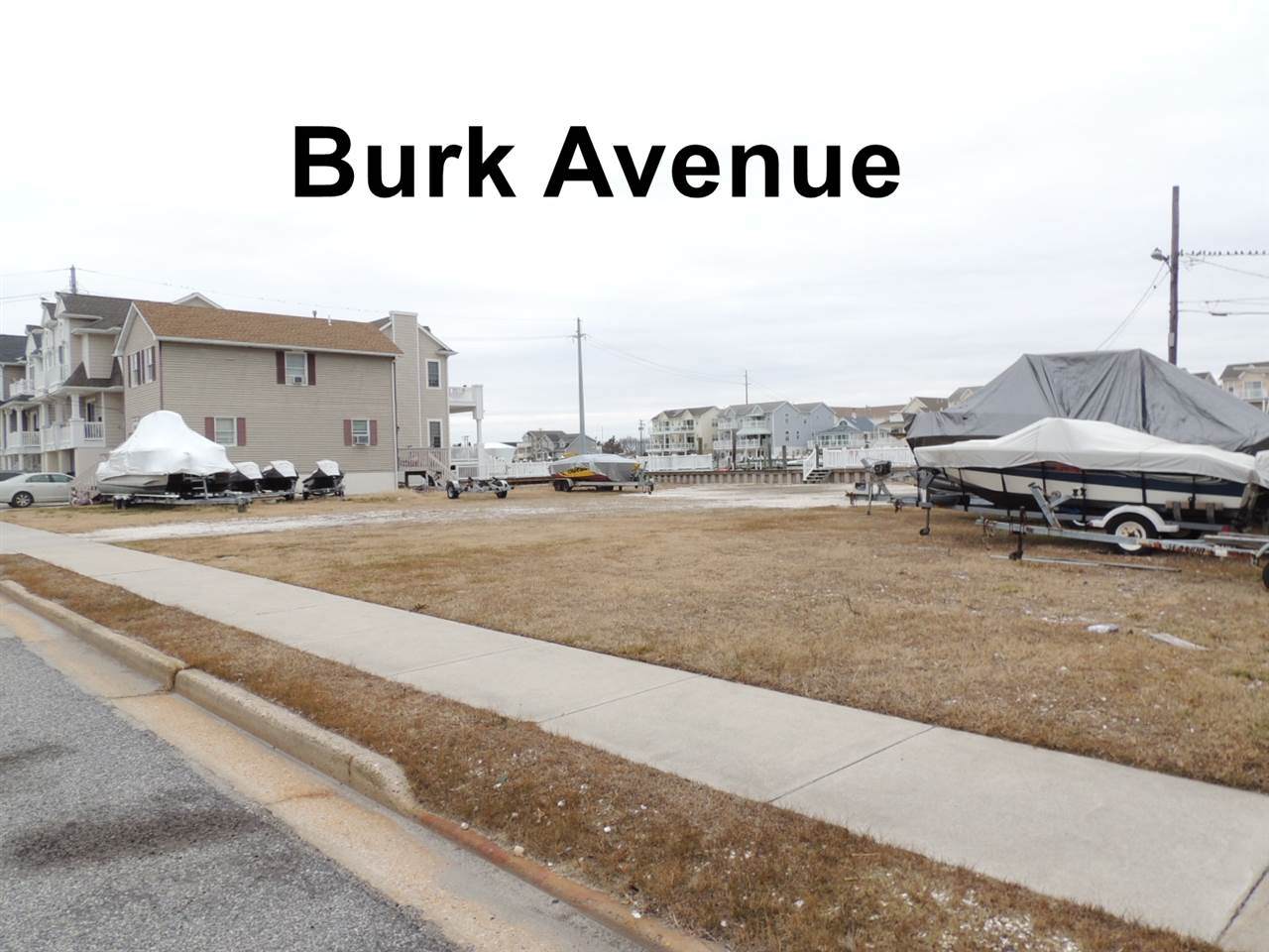 515-525 Burk - Photo 1