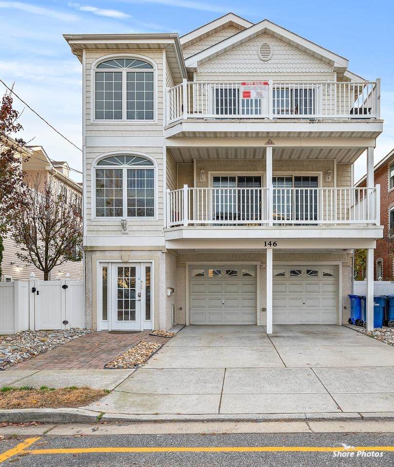 146 Roberts Avenue - Photo 1