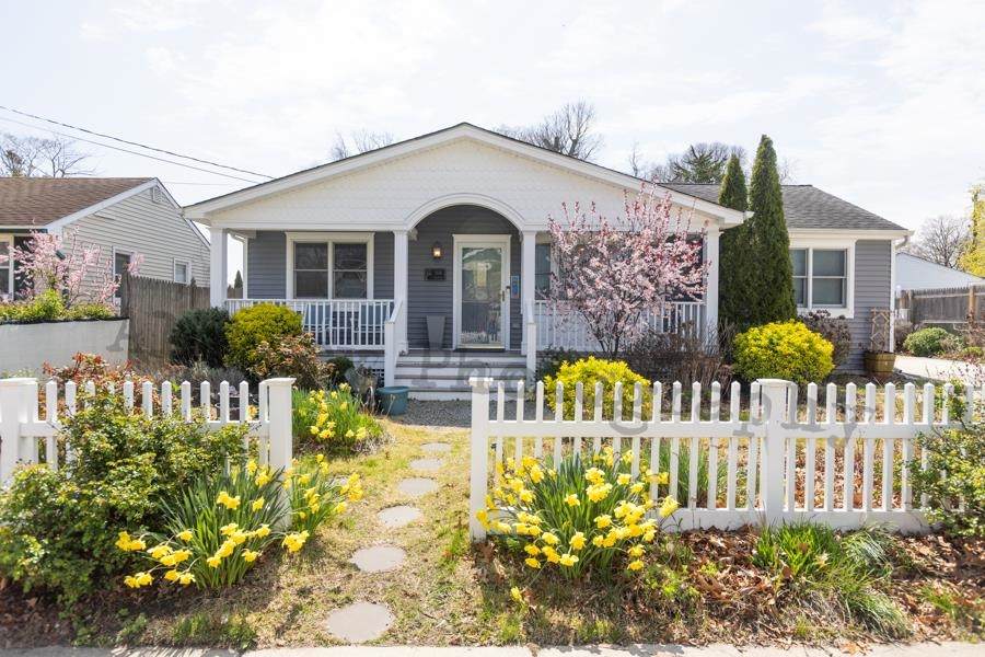 304 Whittier Avenue - Photo 1