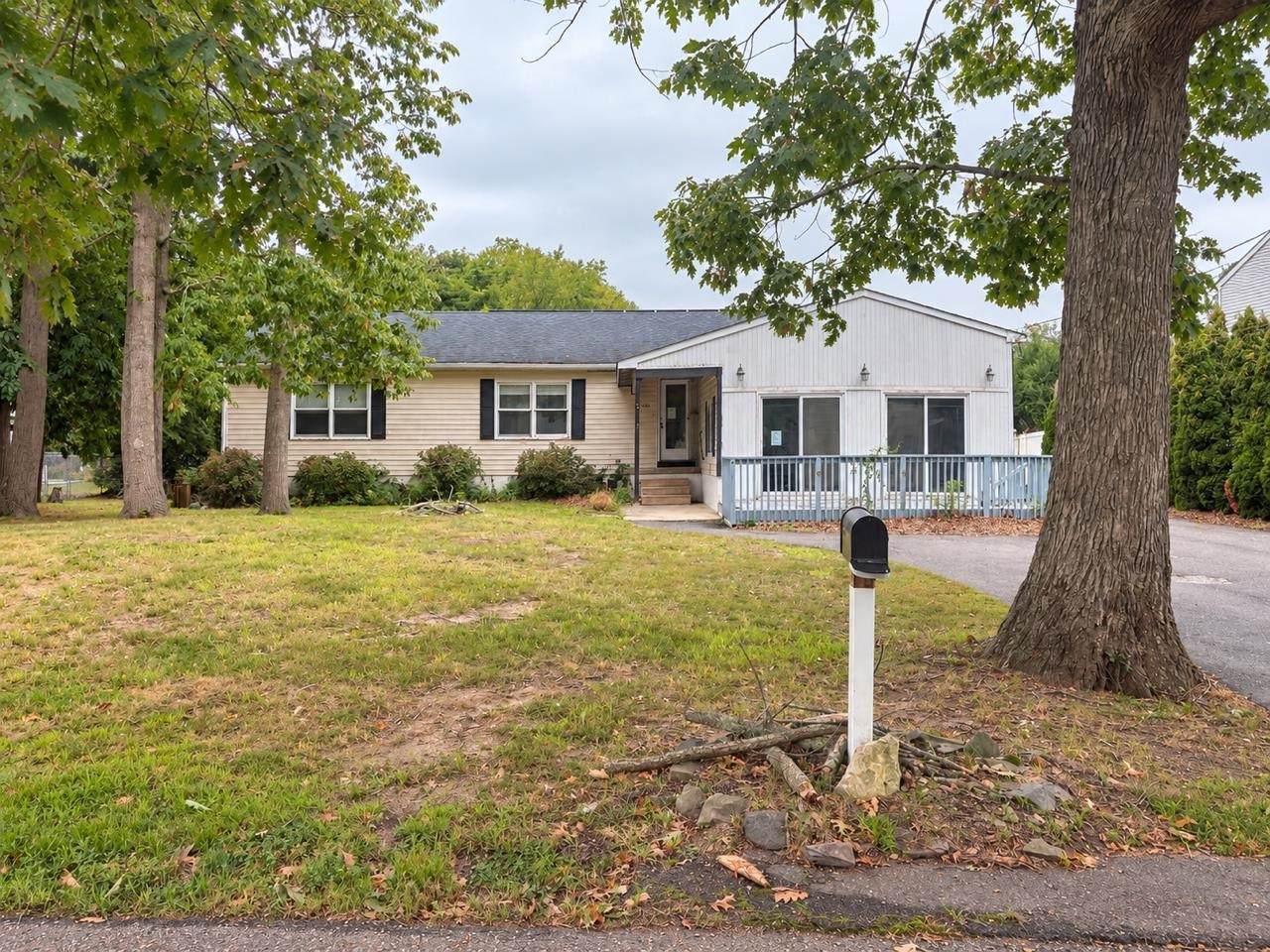 111 Davis Road - Photo 1
