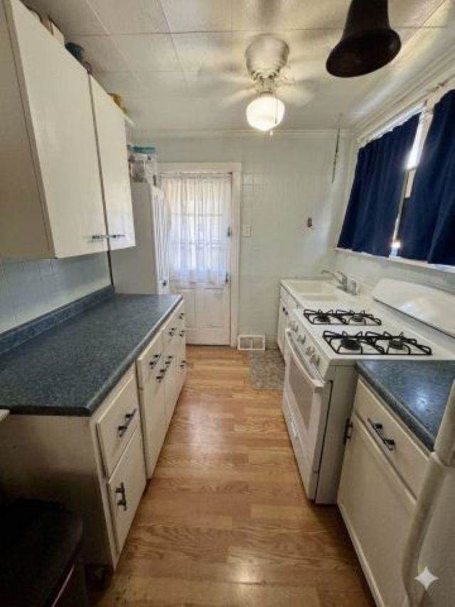 https://bt-photos.global.ssl.fastly.net/capemay/1280_boomver_1_260874-2.jpg