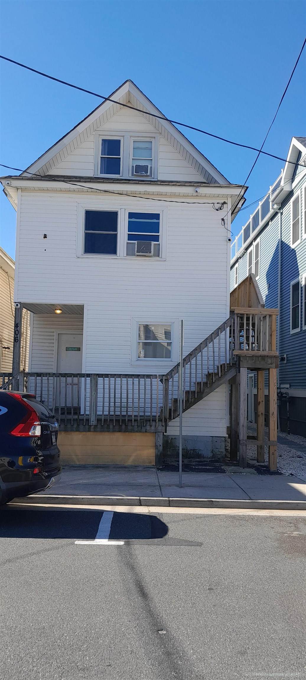 406 Magnolia Avenue - Photo 1