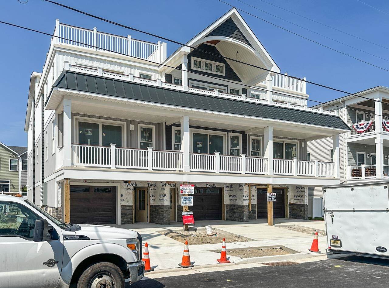 428 Lincoln Avenue - Photo 1