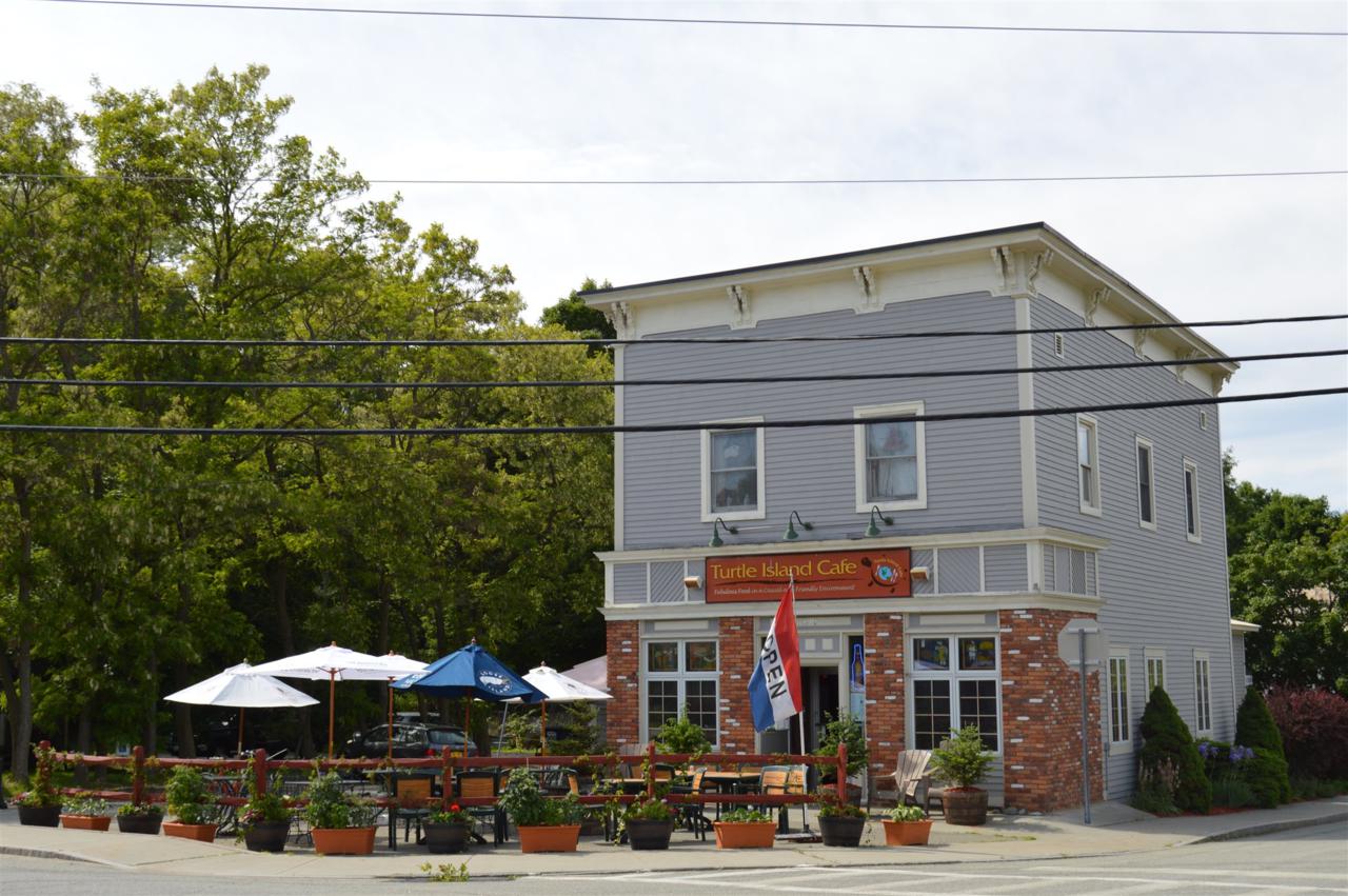 3790 Main St - Photo 1
