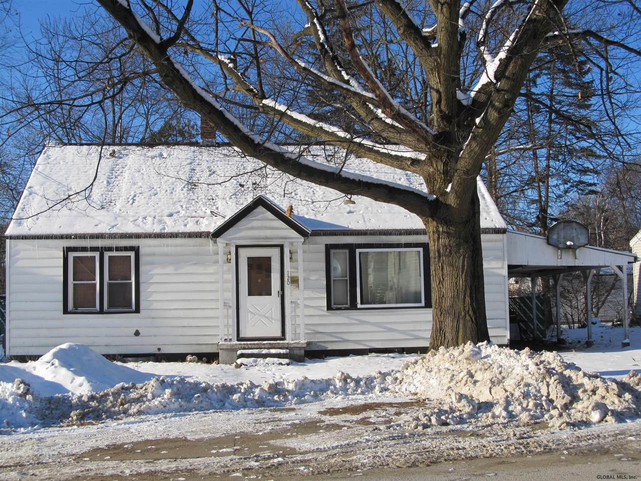 120 Hudson St - Photo 1