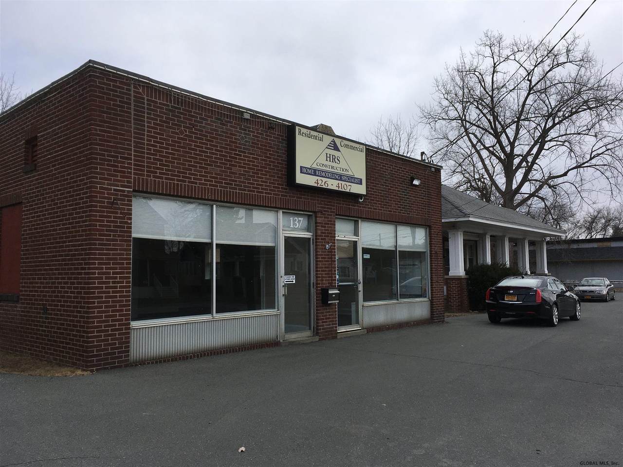 137 Columbia Turnpike - Photo 1