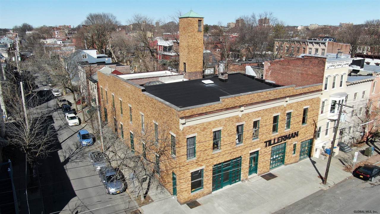125 Jefferson St - Photo 1