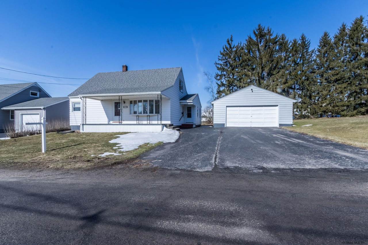 37 Mason Av - Photo 1