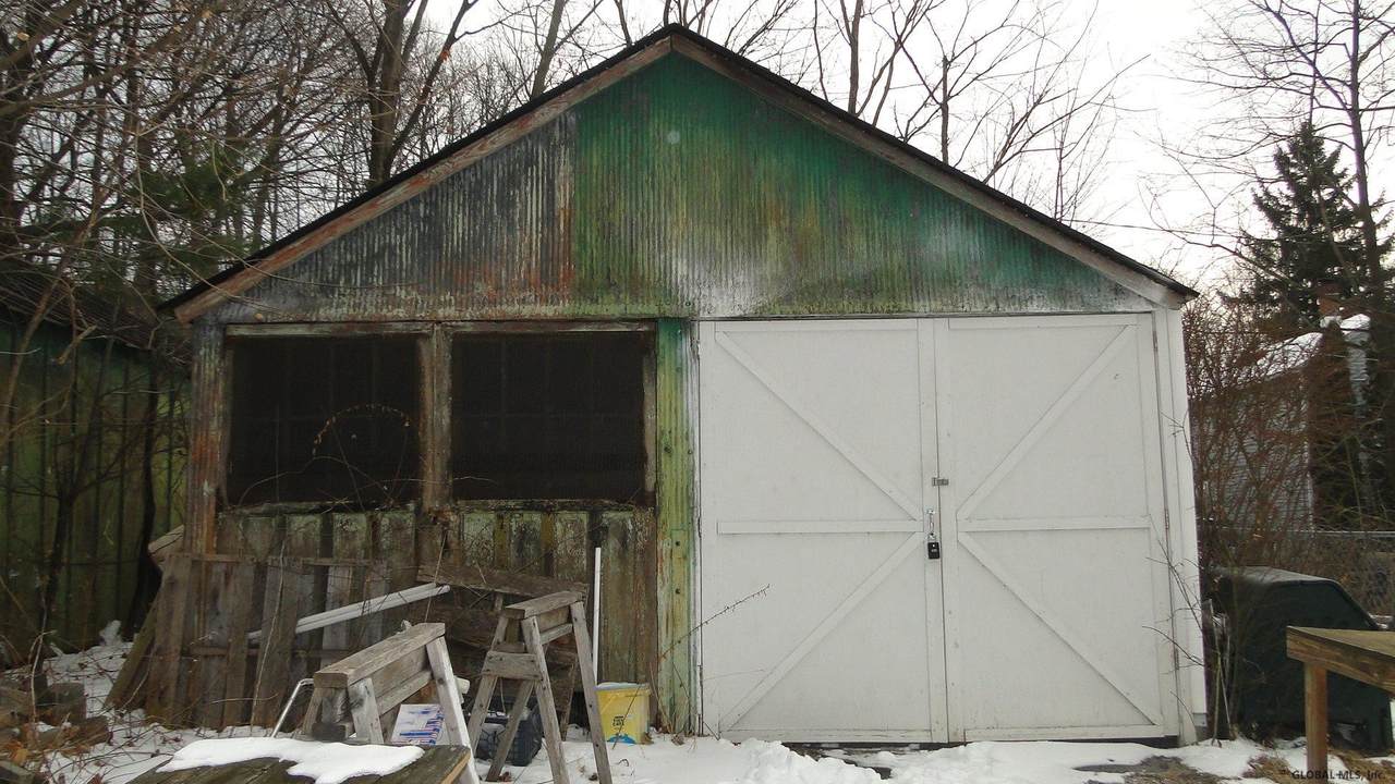 18 Elm St - Photo 1