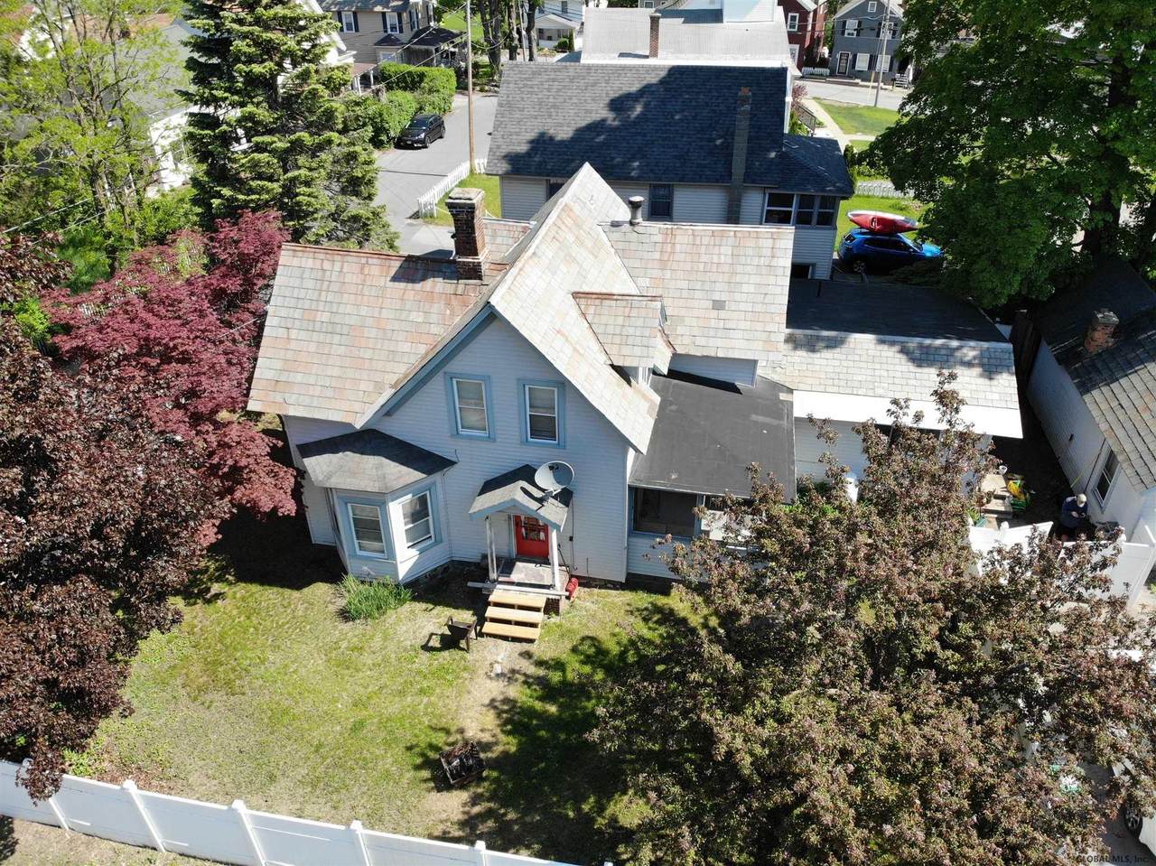 8 Stewart Av - Photo 1