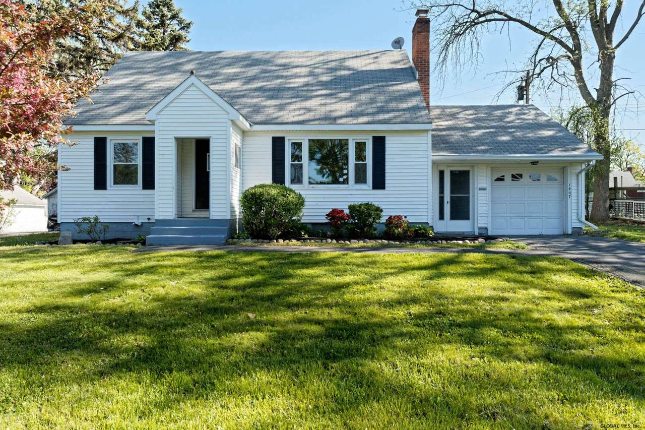 1467 Dalton Dr - Photo 1