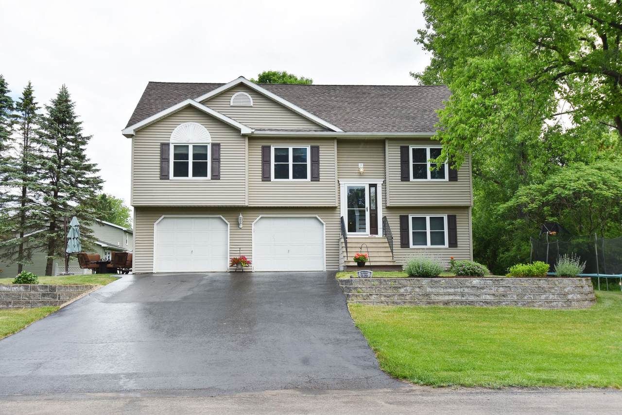 114 Sterling Rd - Photo 1
