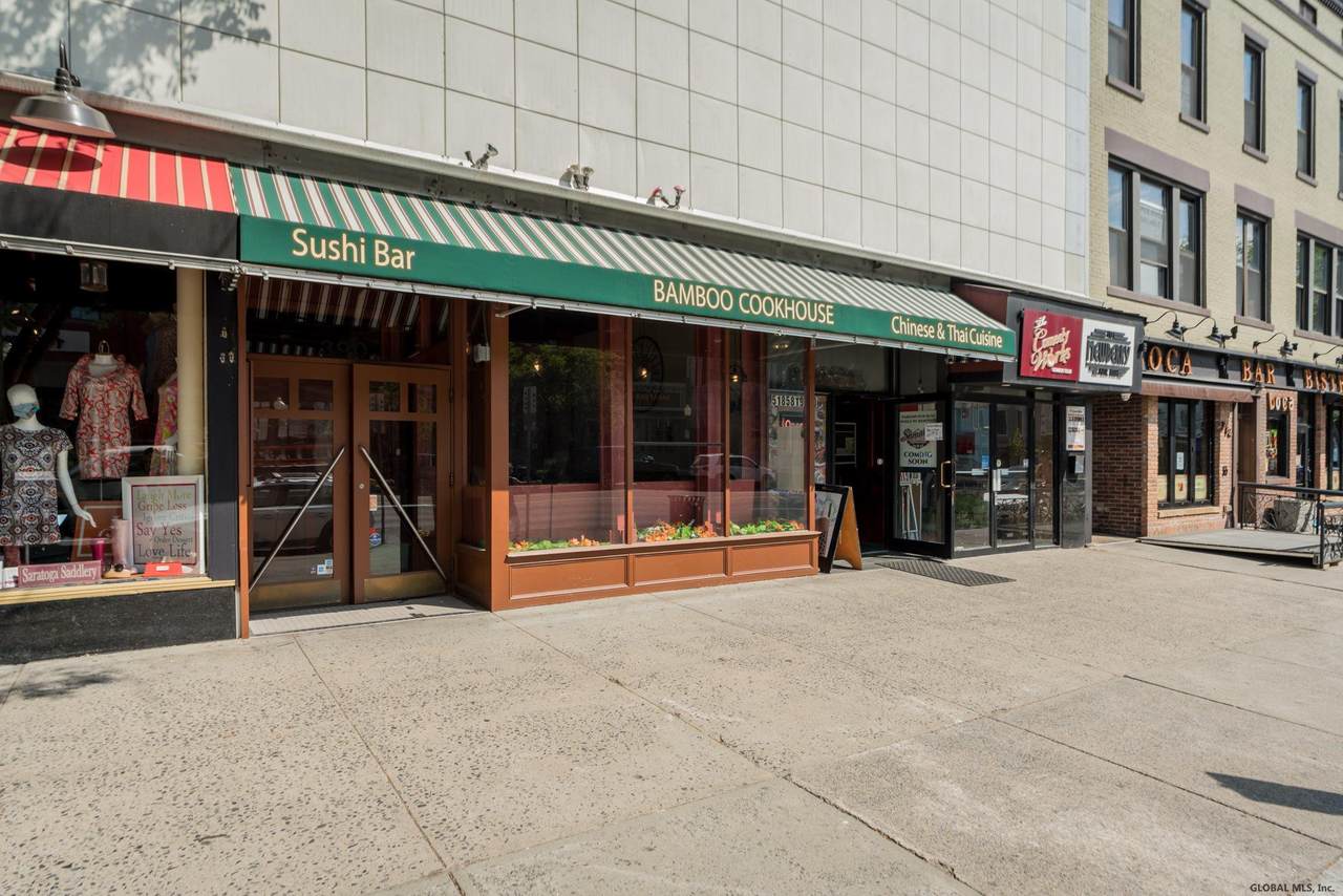 390 Broadway - Photo 1