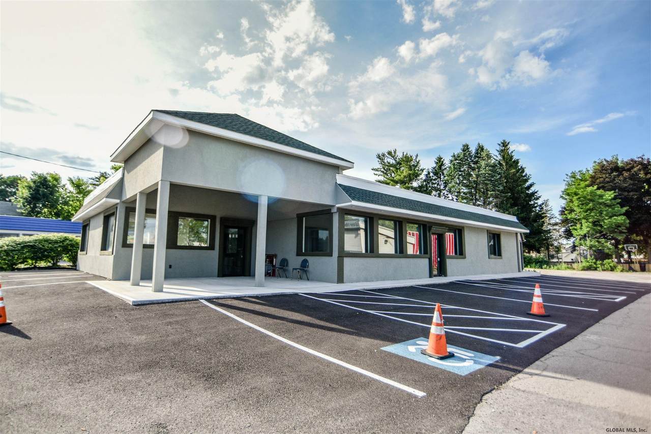 700 Oriskany Blvd - Photo 1