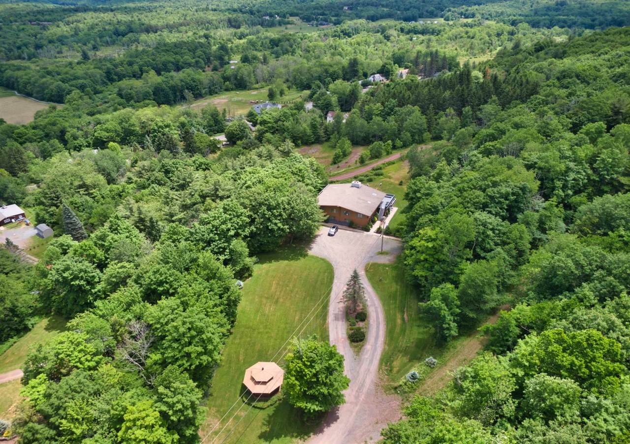33 Cuomo's Cove - Photo 1