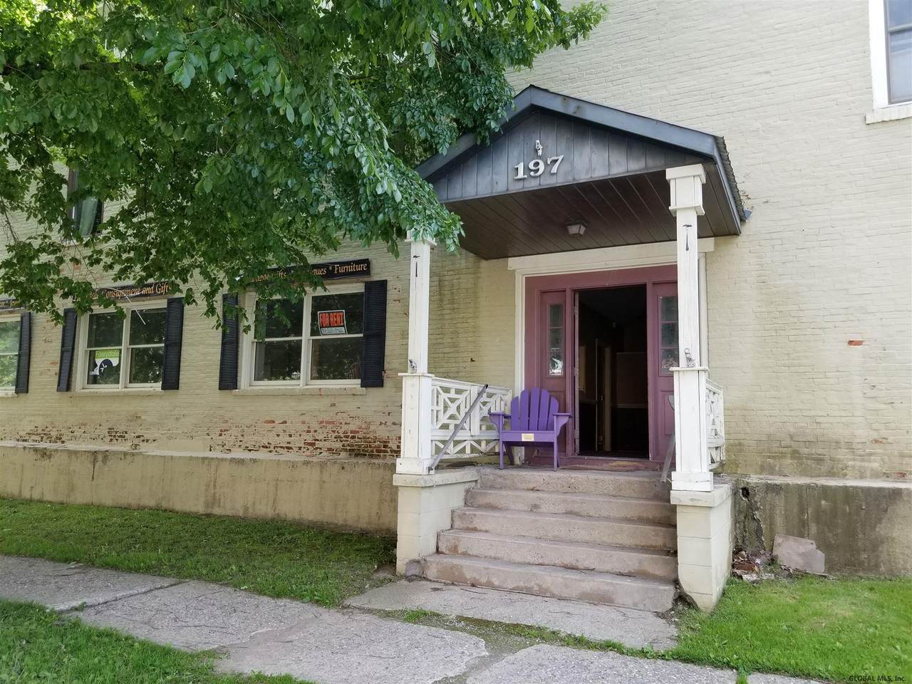 197 Main St - Photo 1