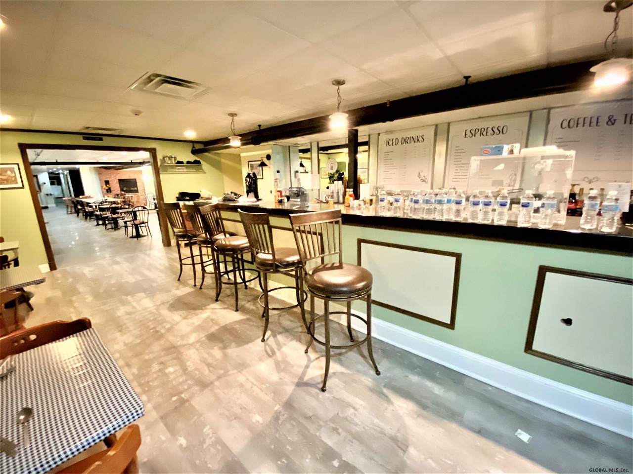 138 Washington Av - Photo 1