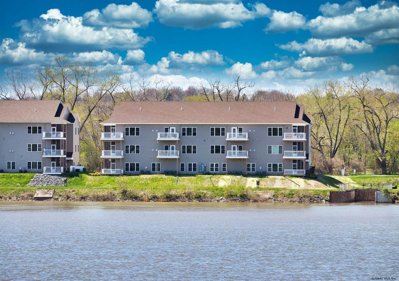 8101 Admirals Walk Dr - Photo 1